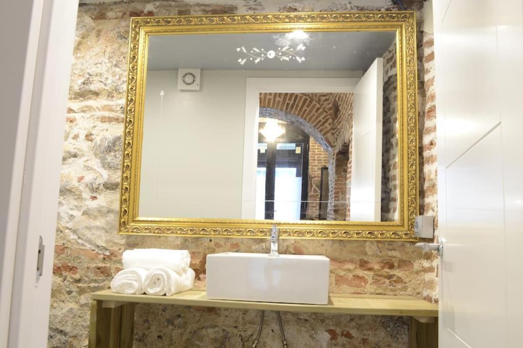 Cozy Loft - Royal Palace Мадрид Екстериор снимка